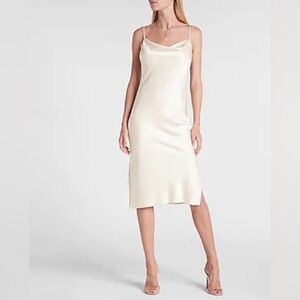 Express Cream Midi Dress